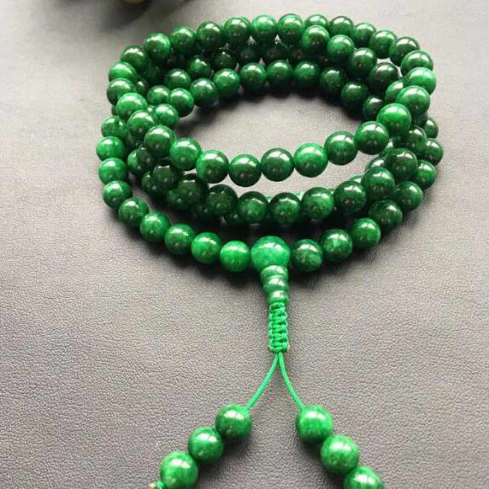6mm 108 Natural Green jade bea - огляд і ціна Yoga Health & Fitness Centre
