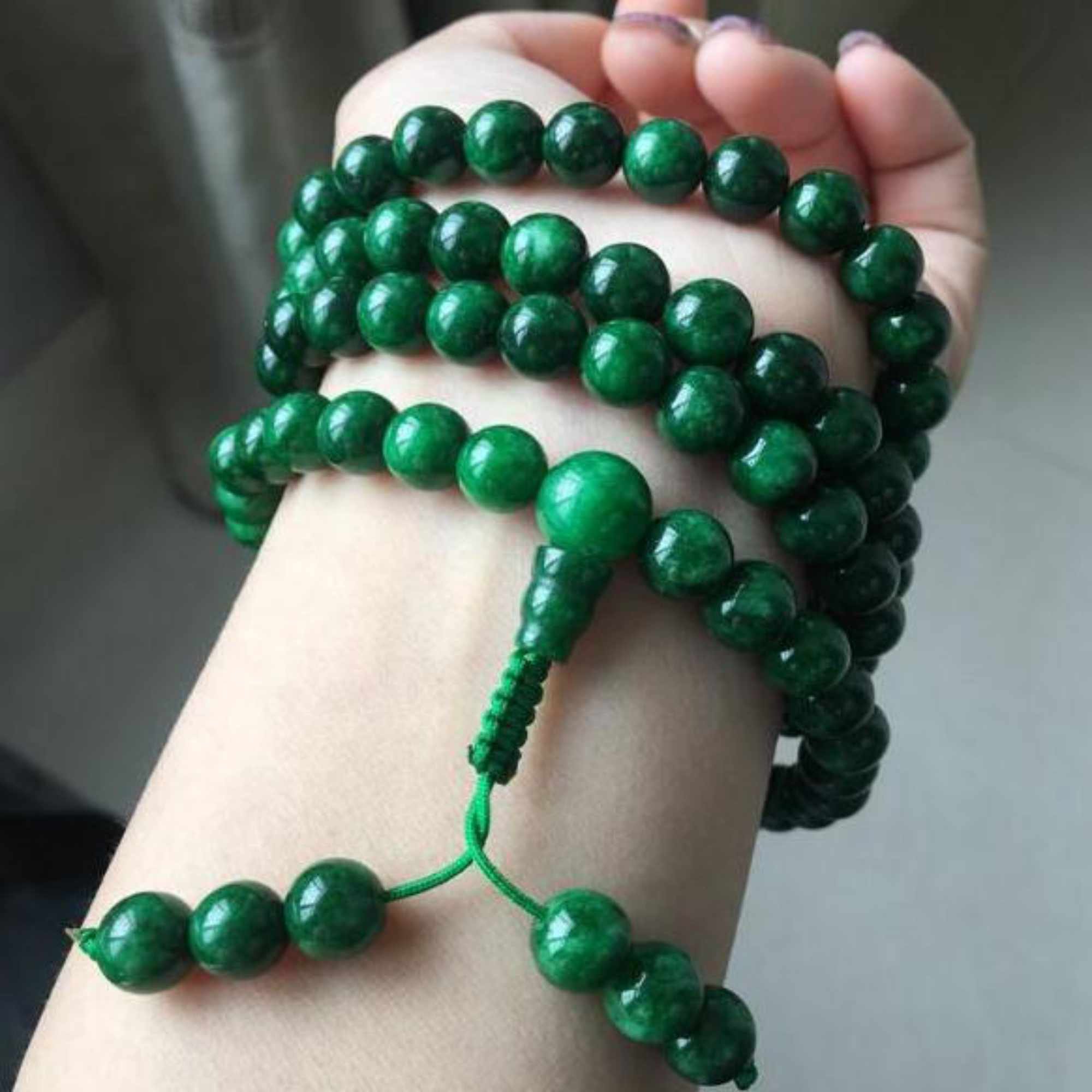 6mm 108 Natural Green jade bea - огляд і ціна Yoga Health & Fitness Centre